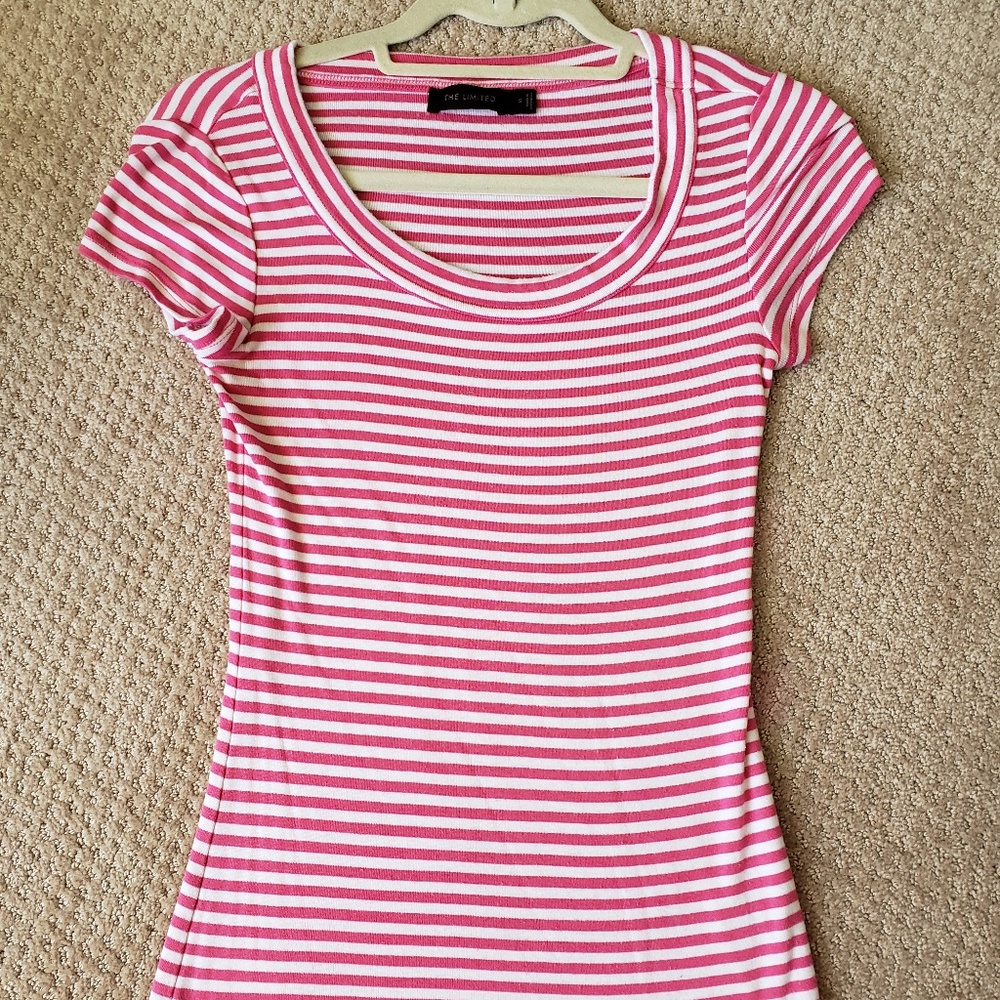 Pink & white short sleeve t-shirt